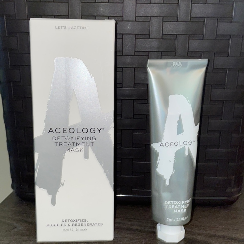 Aceology Detoxifying Treatment Mask